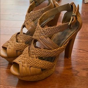Gianni Bini sandals